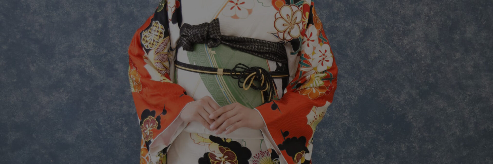 奈良市・生駒市・精華町の成人式_フォトスタジオワタナベ(渡辺写真館)_振袖_スタジオ撮影_写真